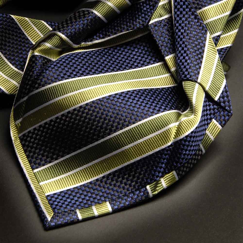 Sieben Falten Krawatten