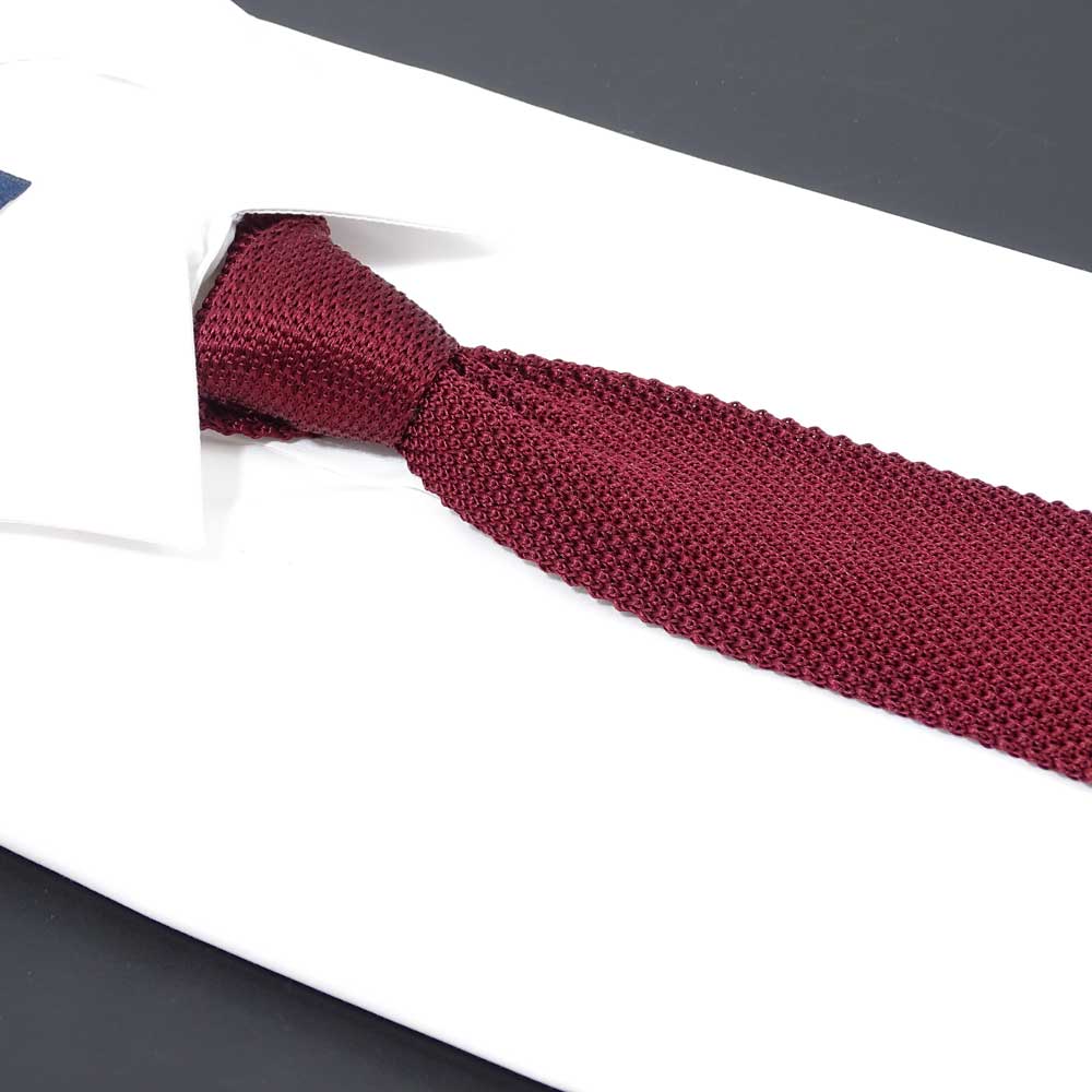 Cravates en tricot sur mesure Bordeaux
